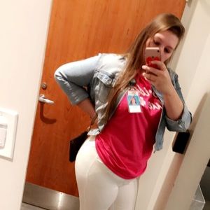 Meet your Posher, Meaghan